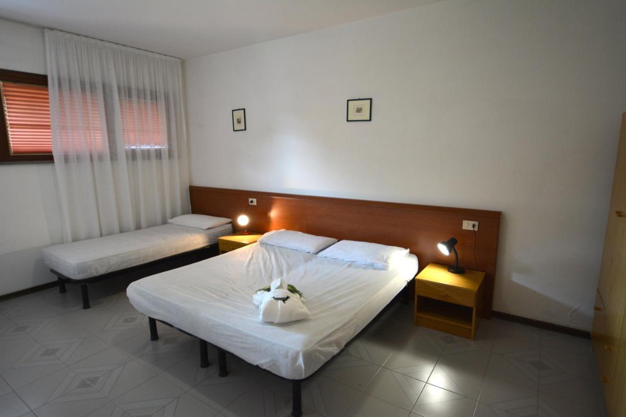 Flat In Lignano Pineta Apartment Линяно Сабиадоро Екстериор снимка