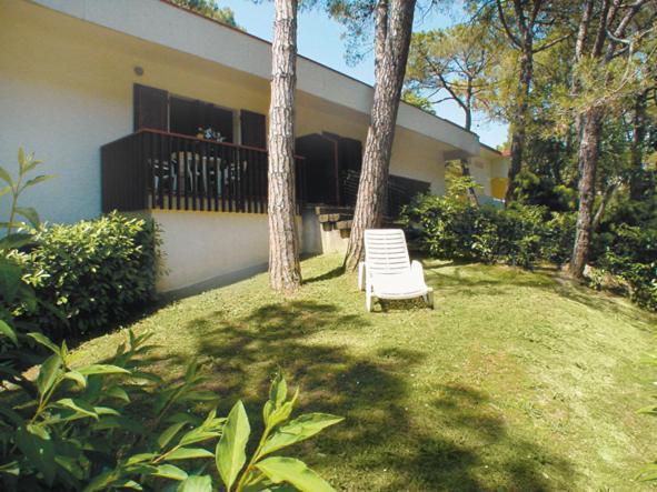 Flat In Lignano Pineta Apartment Линяно Сабиадоро Екстериор снимка